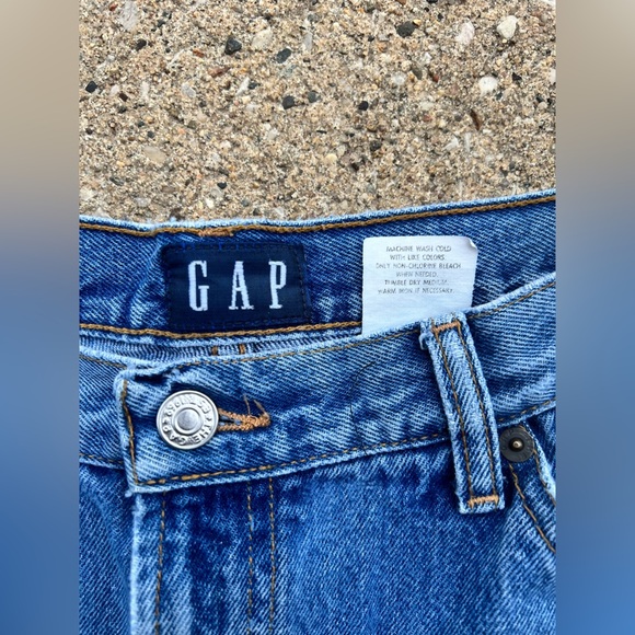 GAP Women's Boyfriend Jeans - Blue - Picture 2 of 10